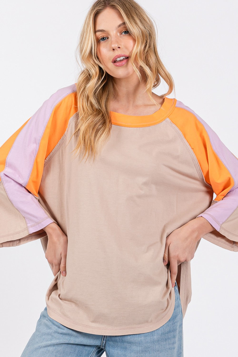 Color Block Curved Hem Top