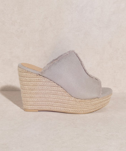 Bliss - Distressed Linen Wedge