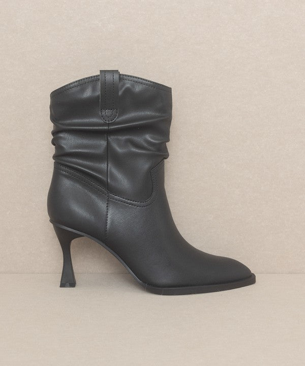 Riga - Western Inspired Slouch Boots