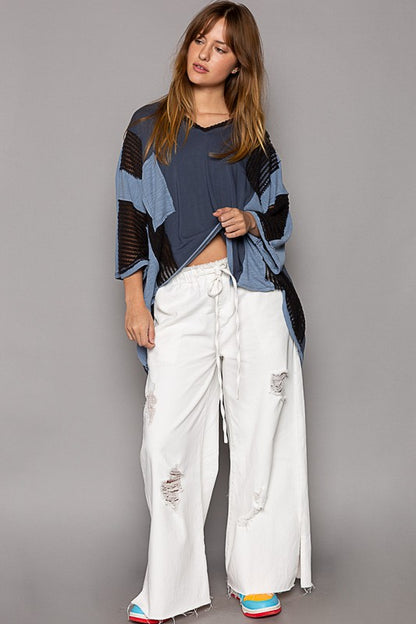 High-Low Contrast V-Neck Top